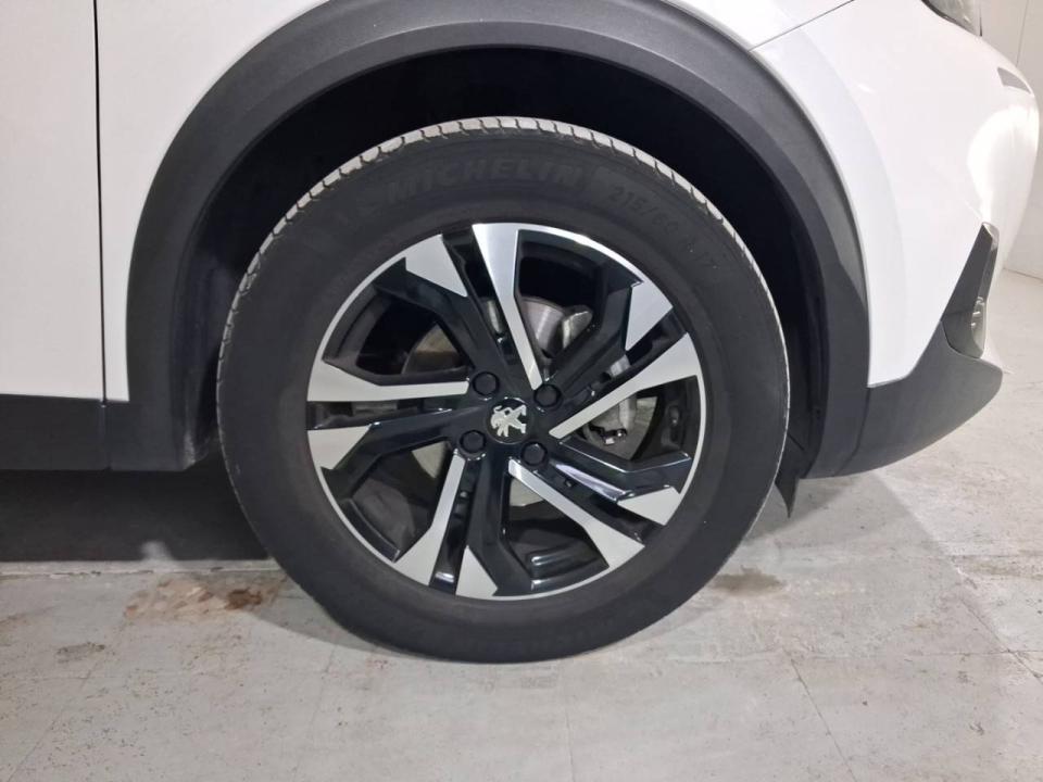 Peugeot 2008 Allure Puretech 100 S&S BVM6