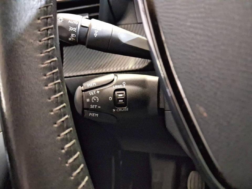 Peugeot 2008 Allure Puretech 100 S&S BVM6