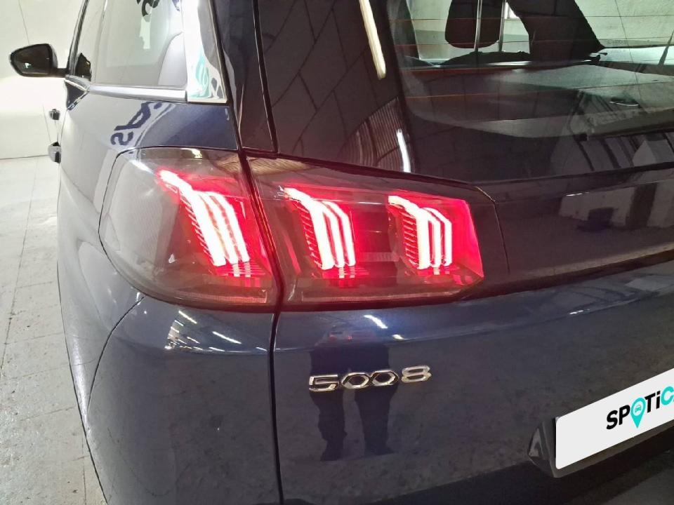 Peugeot 5008 Active 1.2L PureTech 96kW (130CV) S&S