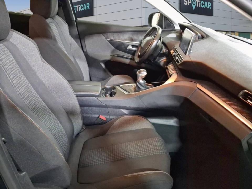 Peugeot 5008 Active 1.2L PureTech 96kW (130CV) S&S