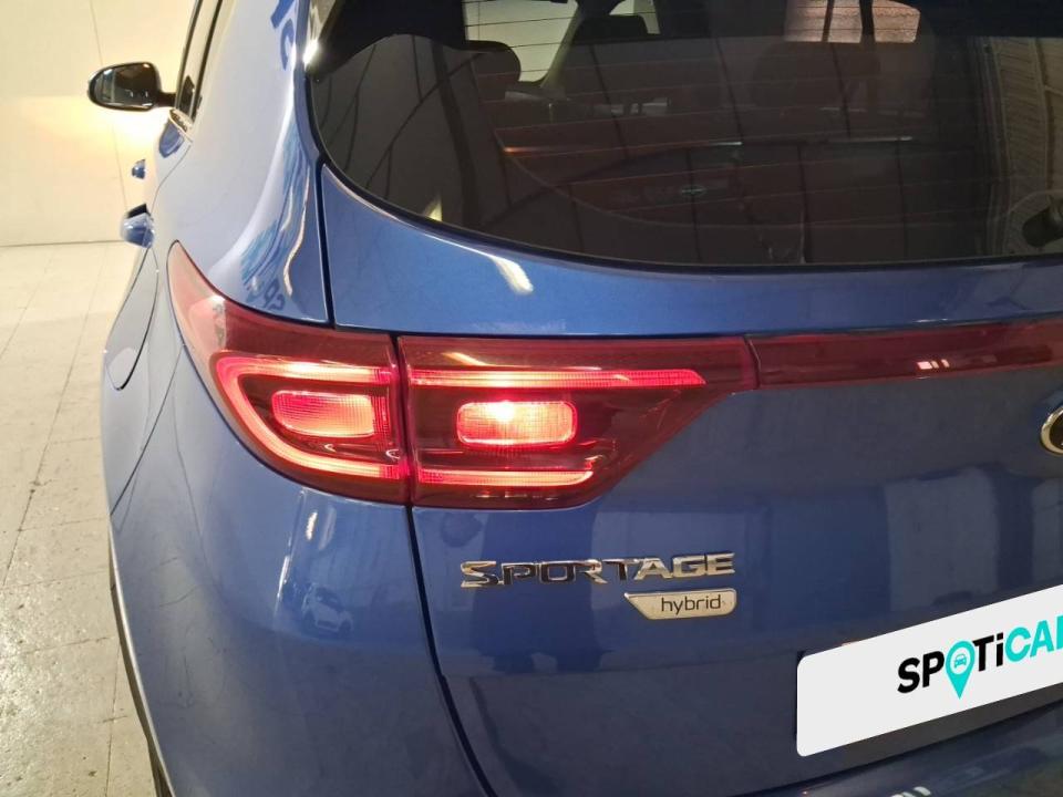 Kia Sportage 1.6 MHEV Drive 100kW (136CV) 4x2