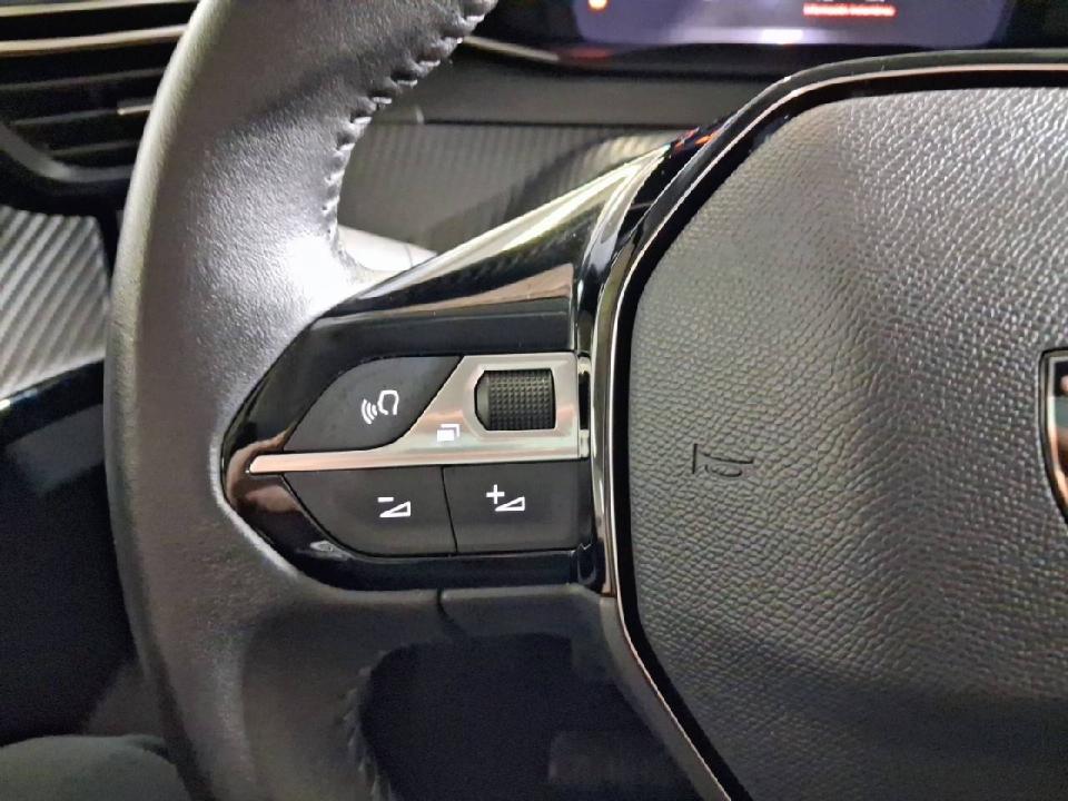 Peugeot 208 Allure Puretech 100