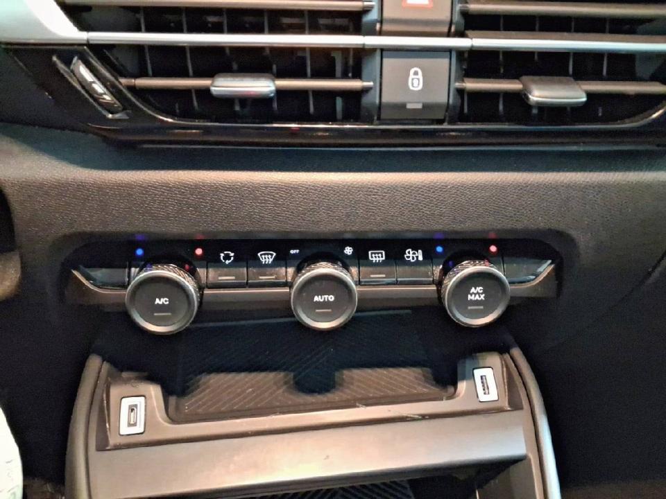 Citroen C4 PureTech 100 S&S 6v Feel