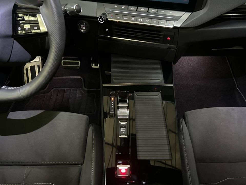 Opel Astra Electric 54kWh GS Auto