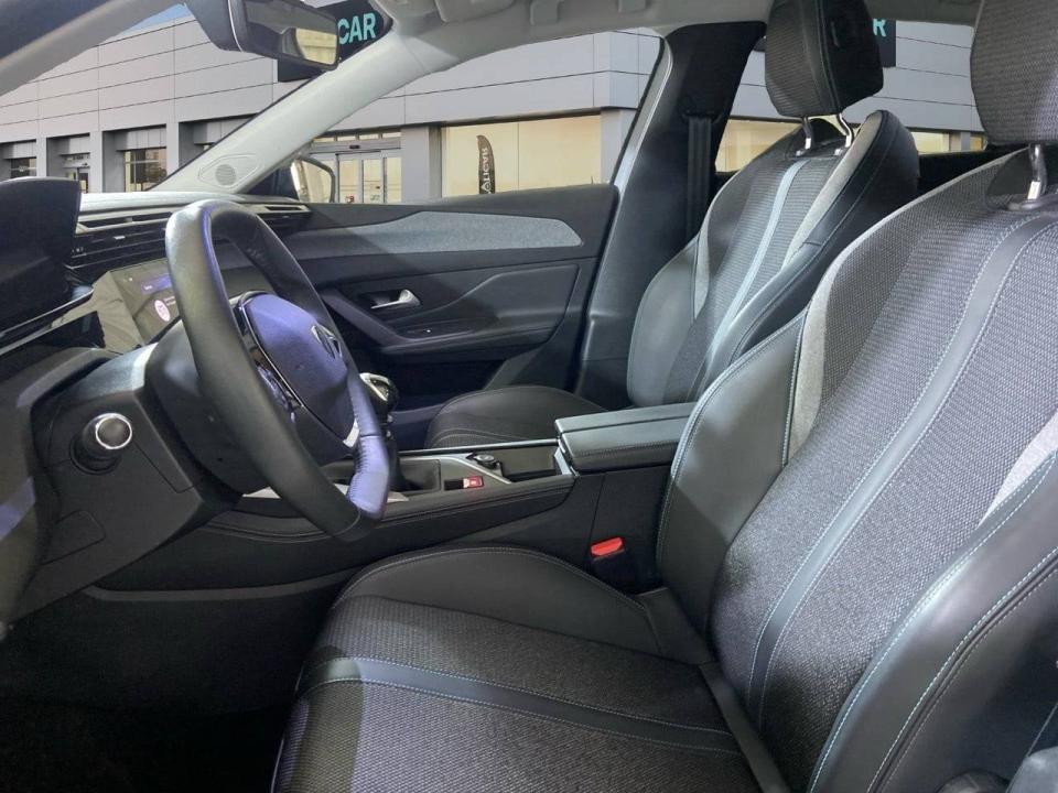 Peugeot 308 5P Allure Gasolina 130 S&S MAN