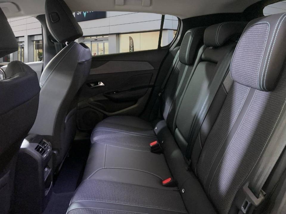 Peugeot 308 5P Allure Gasolina 130 S&S MAN