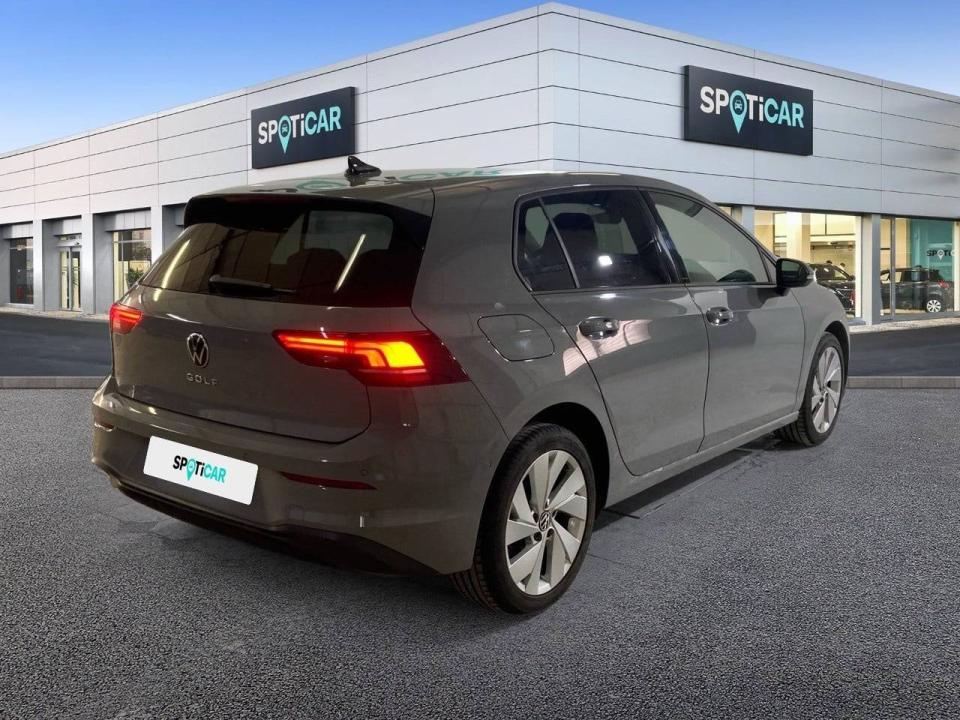 Volkswagen Golf "Más" 1.5 TSI 85kW (115CV)