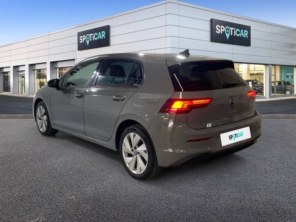 Volkswagen Golf "Más" 1.5 TSI 85kW (115CV)