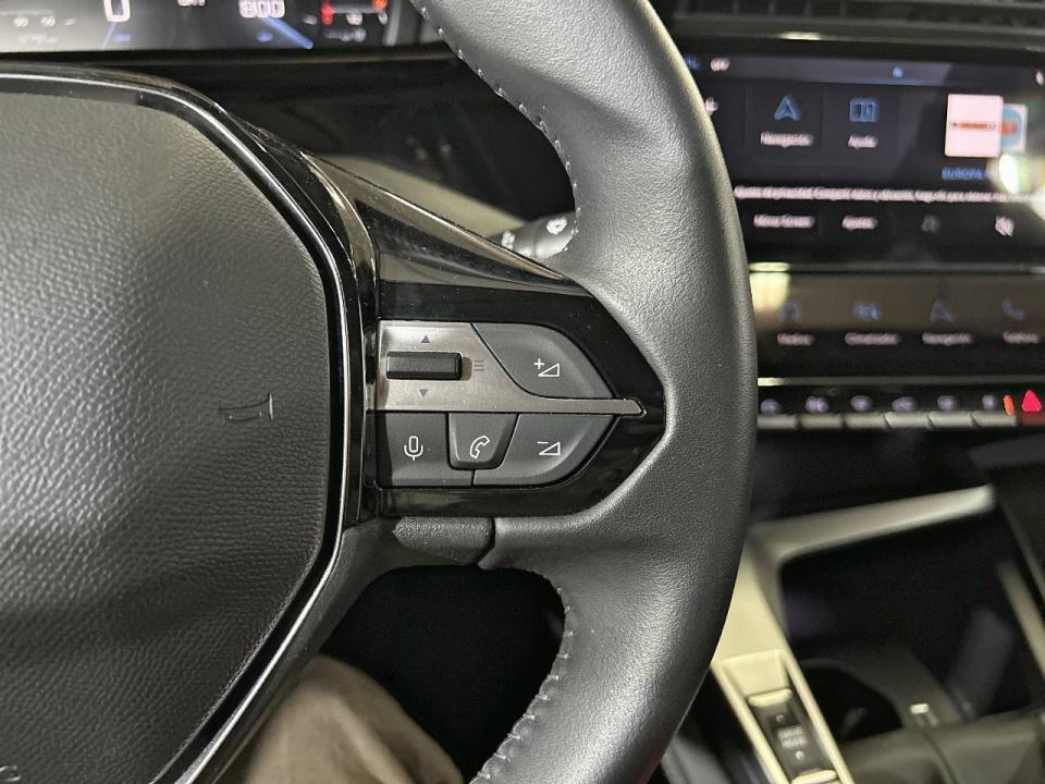 Peugeot 308 5P Allure PureTech 130 S&S MAN