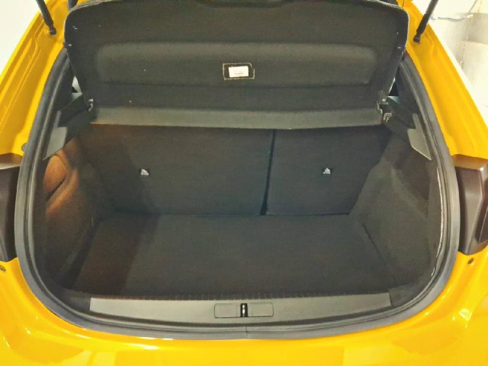 Peugeot 208 BlueHDi 73kW (100CV) Allure