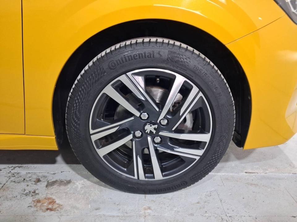 Peugeot 208 BlueHDi 73kW (100CV) Allure