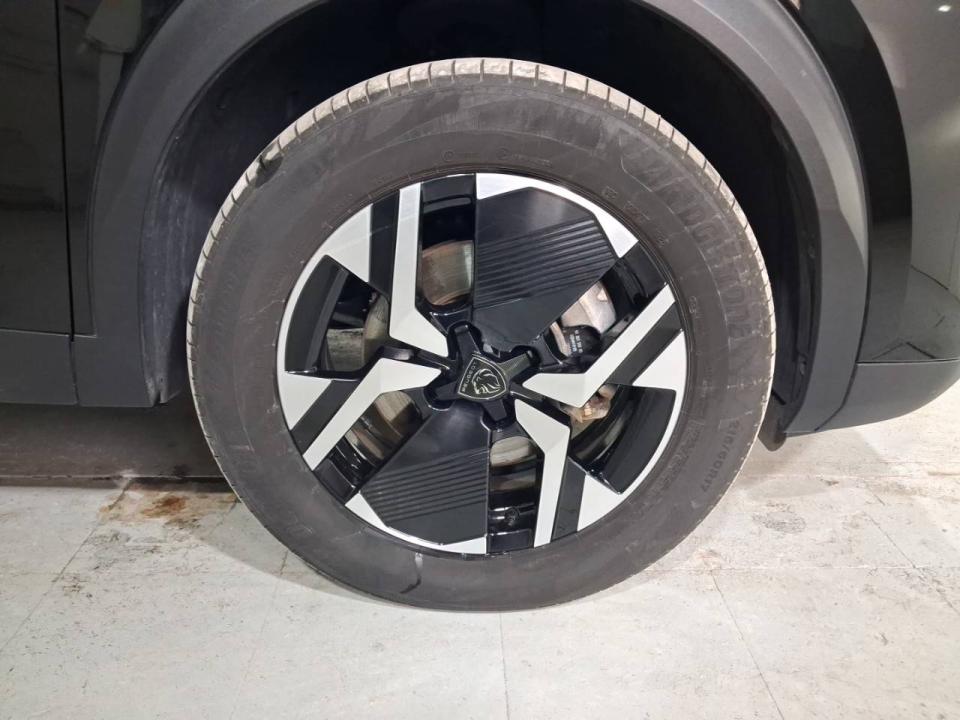 Peugeot 2008 N2008 Allure Hybrid 145 eDCS6
