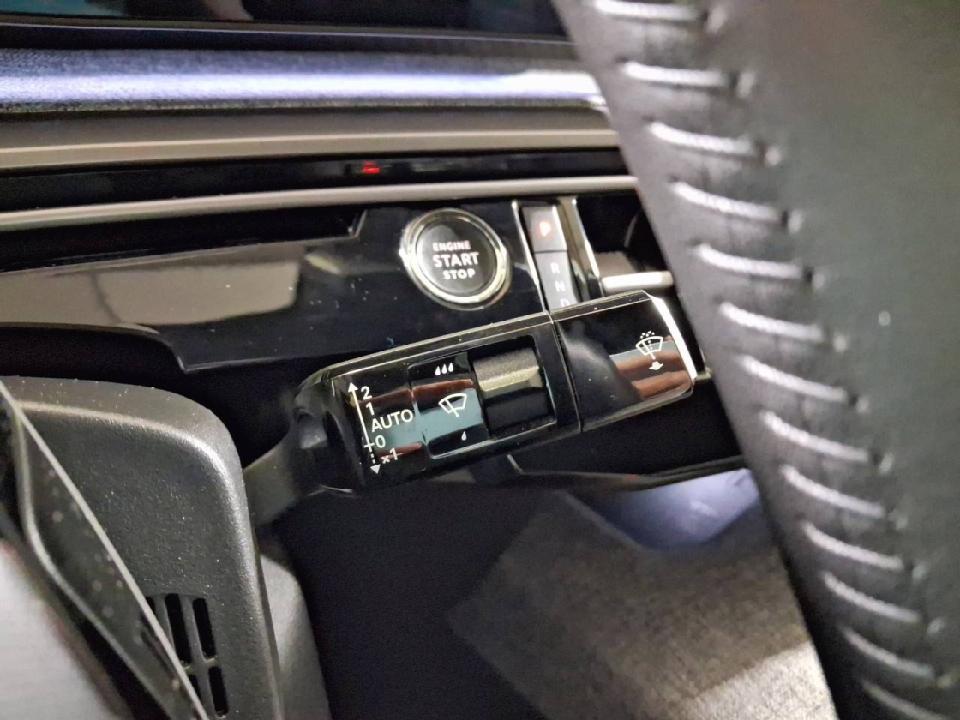 Peugeot 3008 Hybrid 1.2 100KW Allure eDCS6