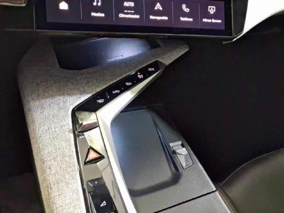 Peugeot 3008 Hybrid 1.2 100KW Allure eDCS6