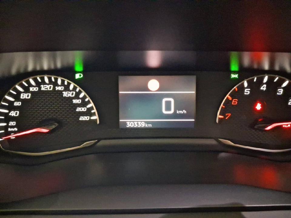 Peugeot 2008 Allure Puretech 100 S&S BVM6