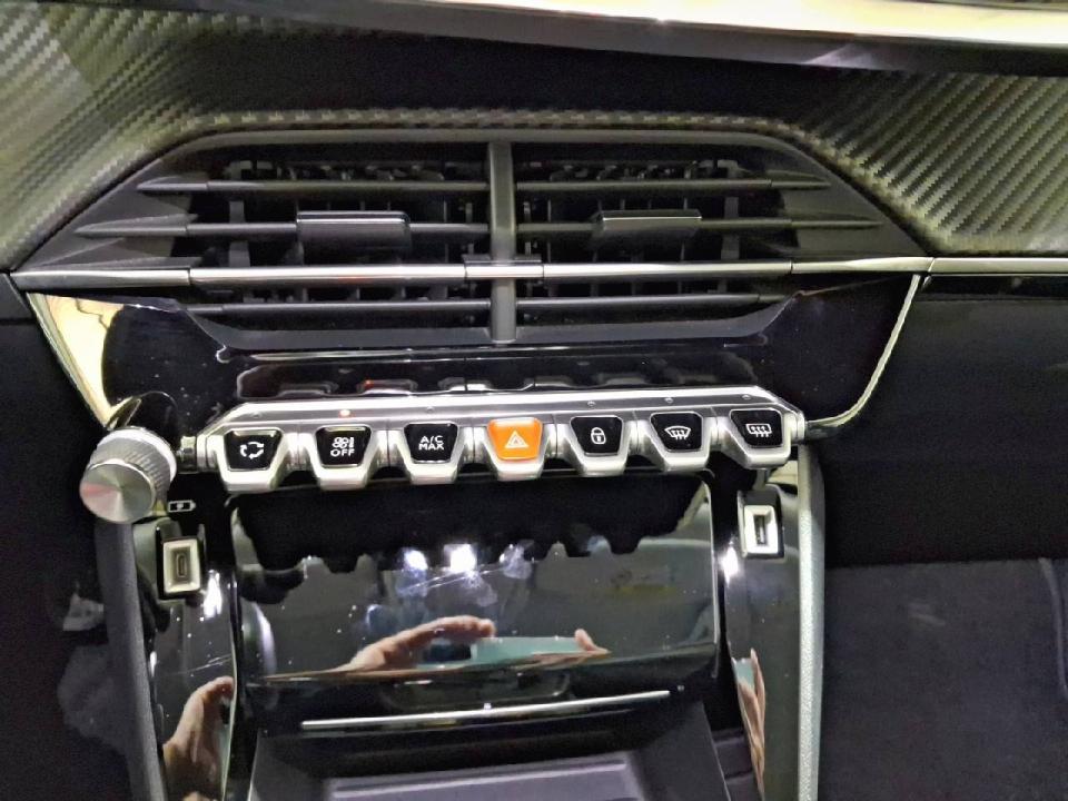 Peugeot 2008 Allure Puretech 100 S&S BVM6