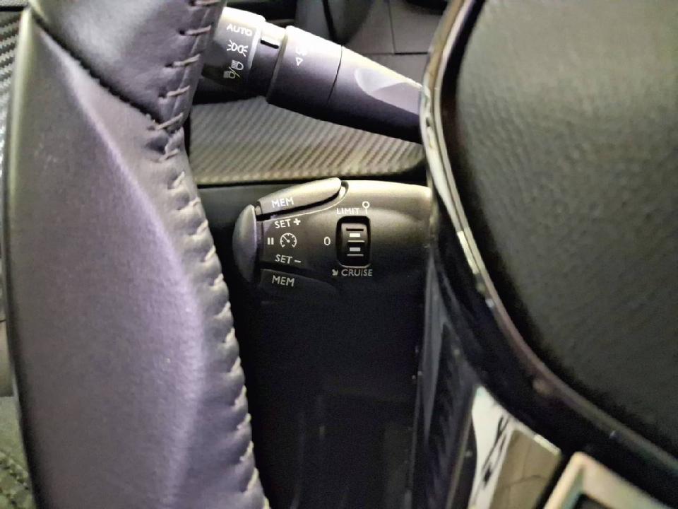 Peugeot 2008 Allure Puretech 100 S&S BVM6