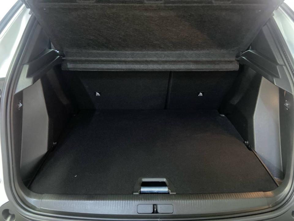 Peugeot 2008 Active Pack BlueHDI 81kW (110CV)