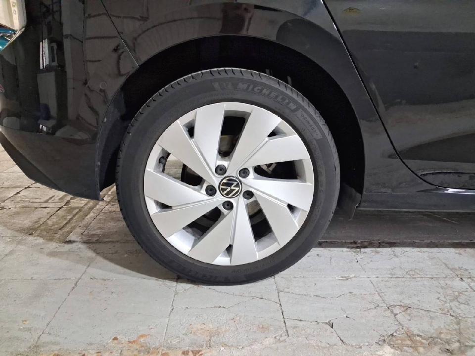Volkswagen Golf "Más" 1.5 TSI 85kW (115CV)