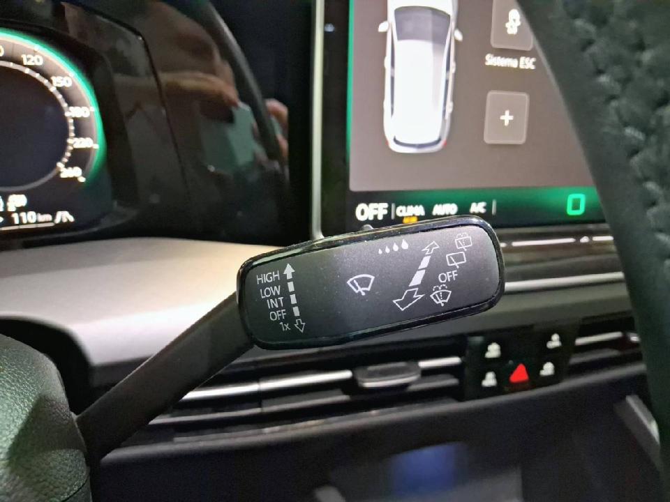 Volkswagen Golf "Más" 1.5 TSI 85kW (115CV)