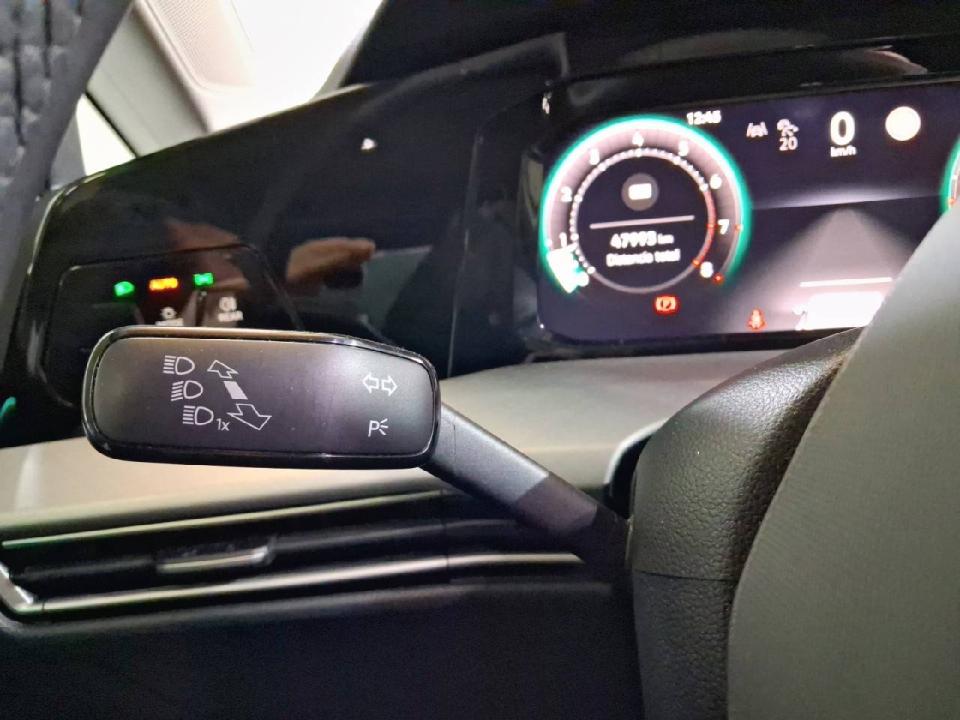 Volkswagen Golf "Más" 1.5 TSI 85kW (115CV)