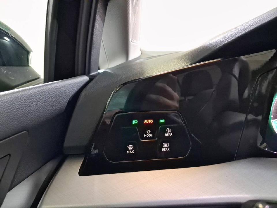 Volkswagen Golf "Más" 1.5 TSI 85kW (115CV)