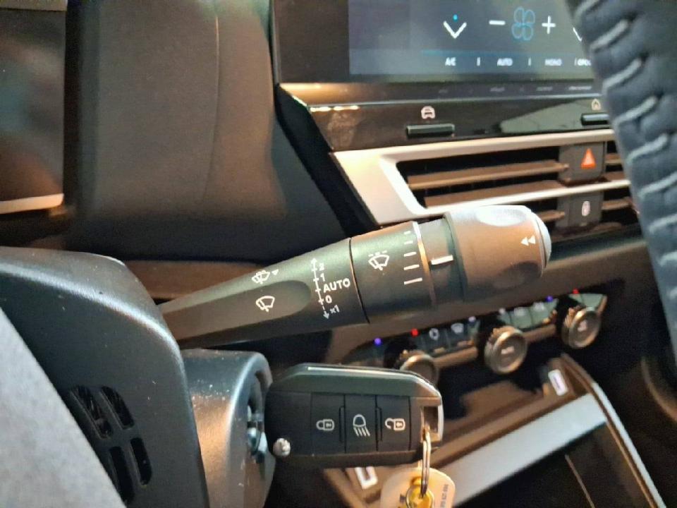 Citroen C4 Hybrid 145 ë-DCS6 Plus