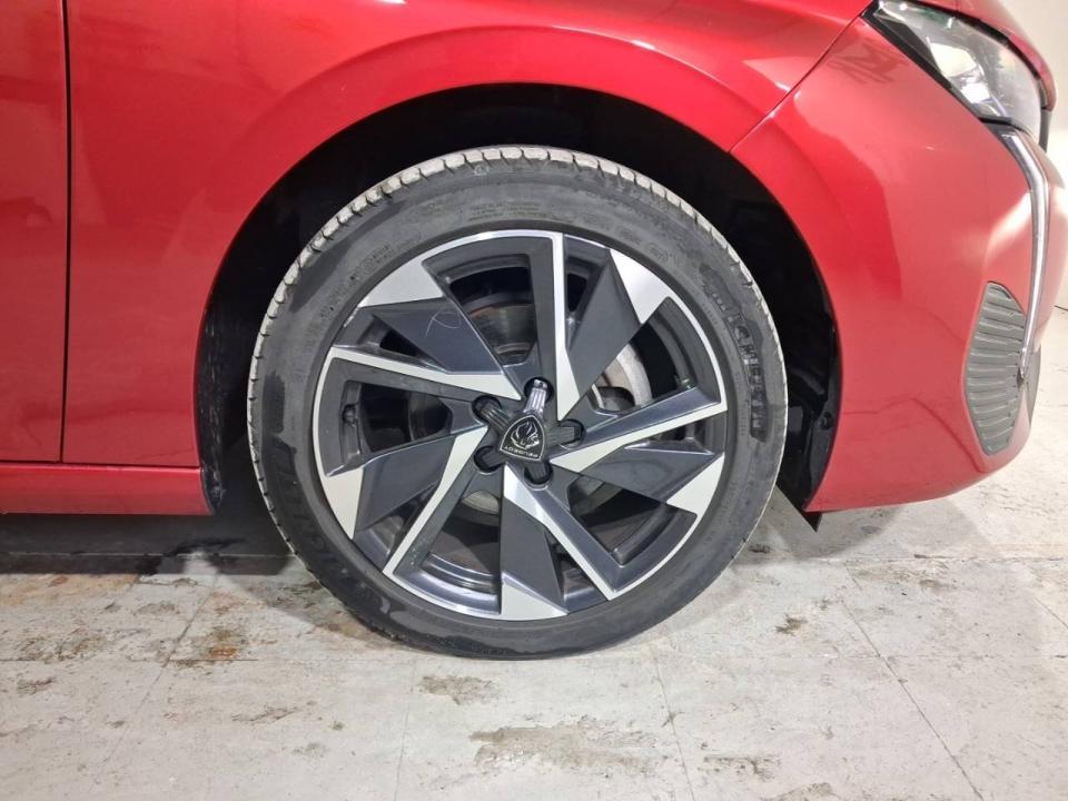 Peugeot 308 5P Allure PureTech 130 S&S MAN
