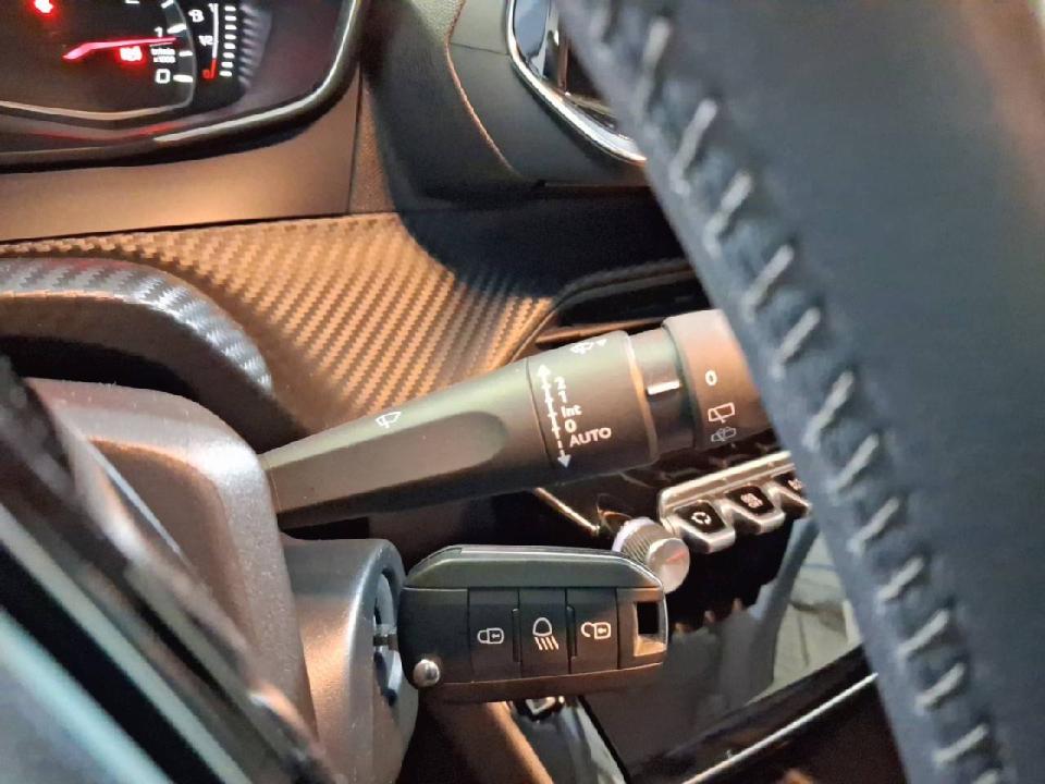 Peugeot 208 PureTech 73kW (100CV) Allure