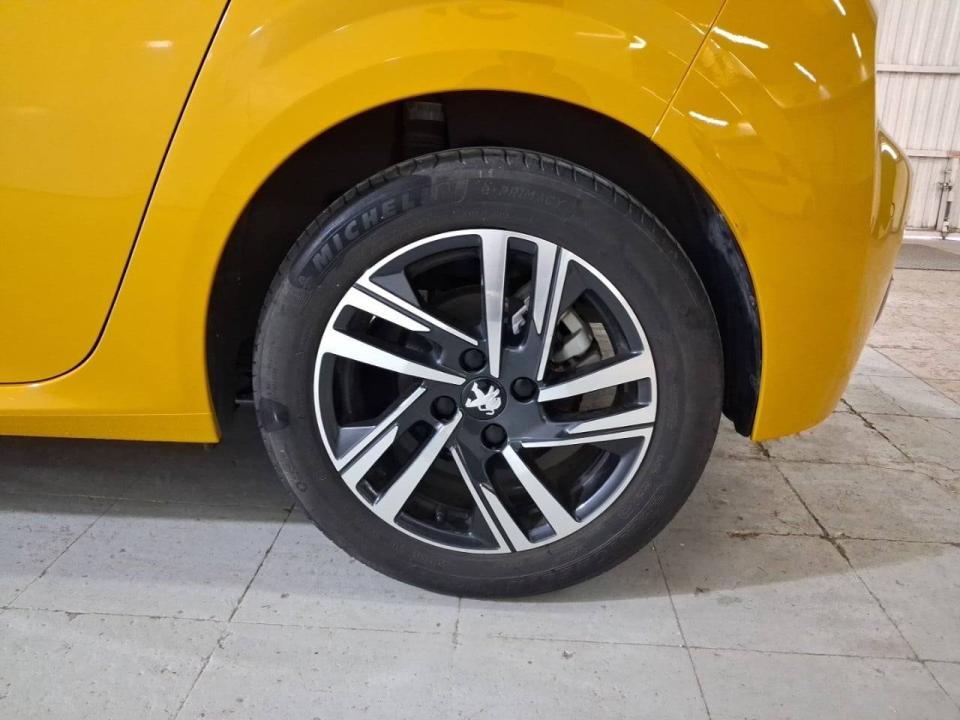 Peugeot 208 Allure Puretech 100