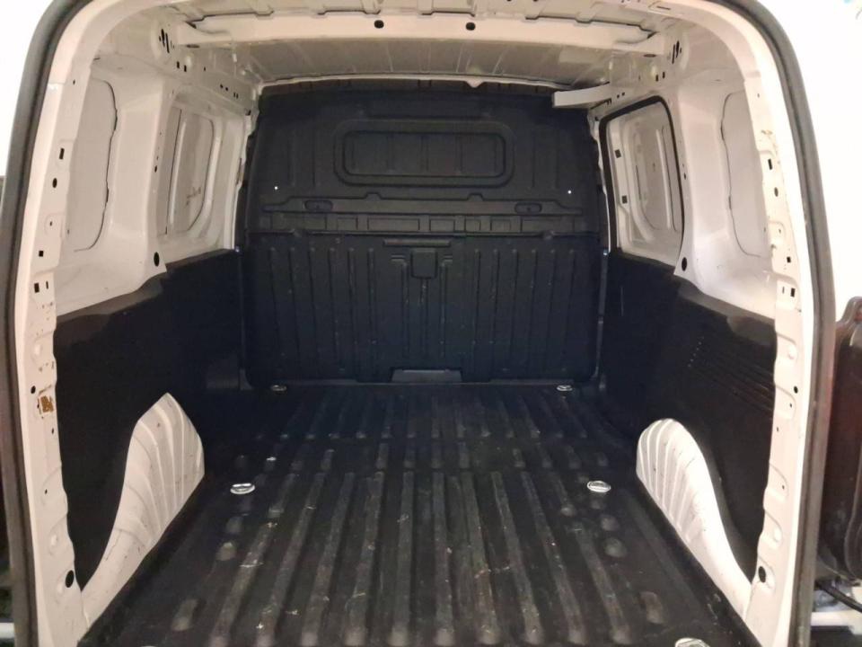 Peugeot Partner Pro Standard 600kg BlueHDi 73kW