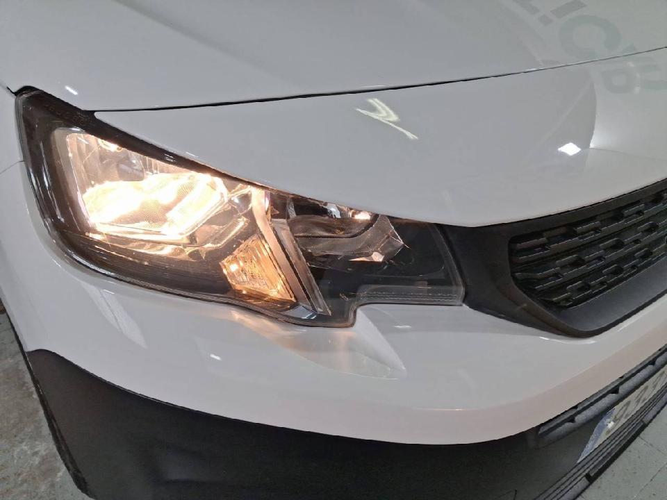 Peugeot Partner Pro Standard 600kg BlueHDi 73kW