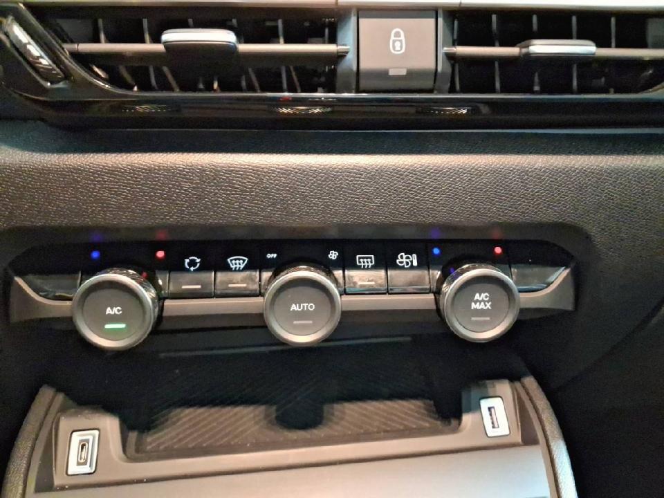 Citroen C4 Hybrid 145 ë-DCS6 Plus