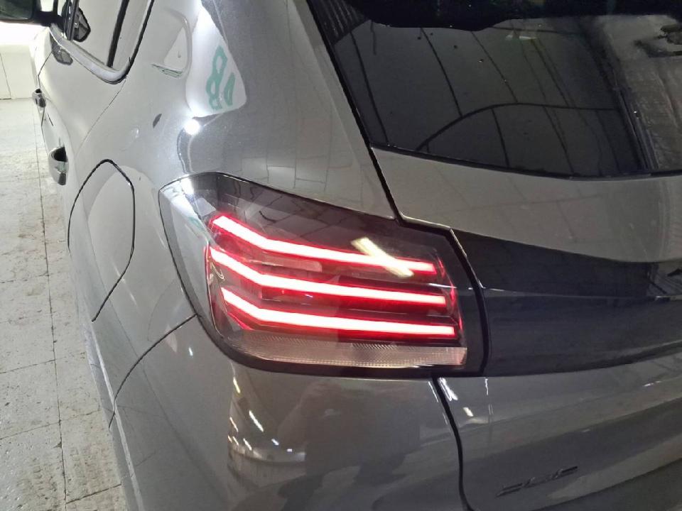 Peugeot 208 Allure HYBRID 110 eDCS6