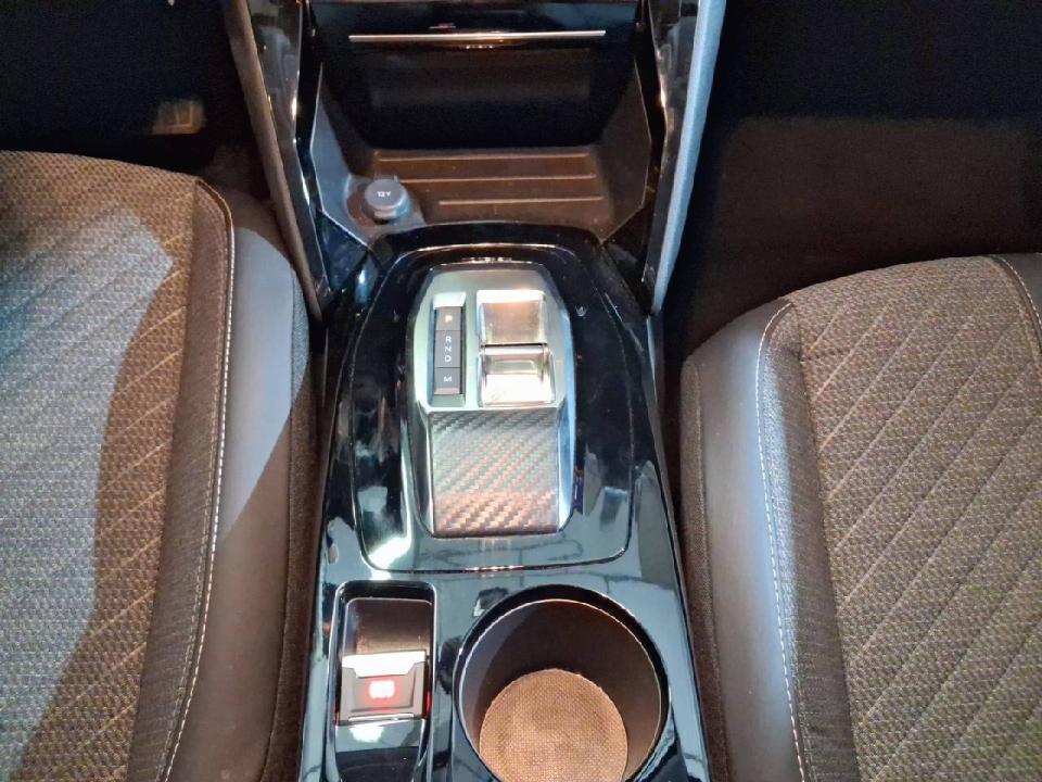 Peugeot 208 Allure HYBRID 110 eDCS6
