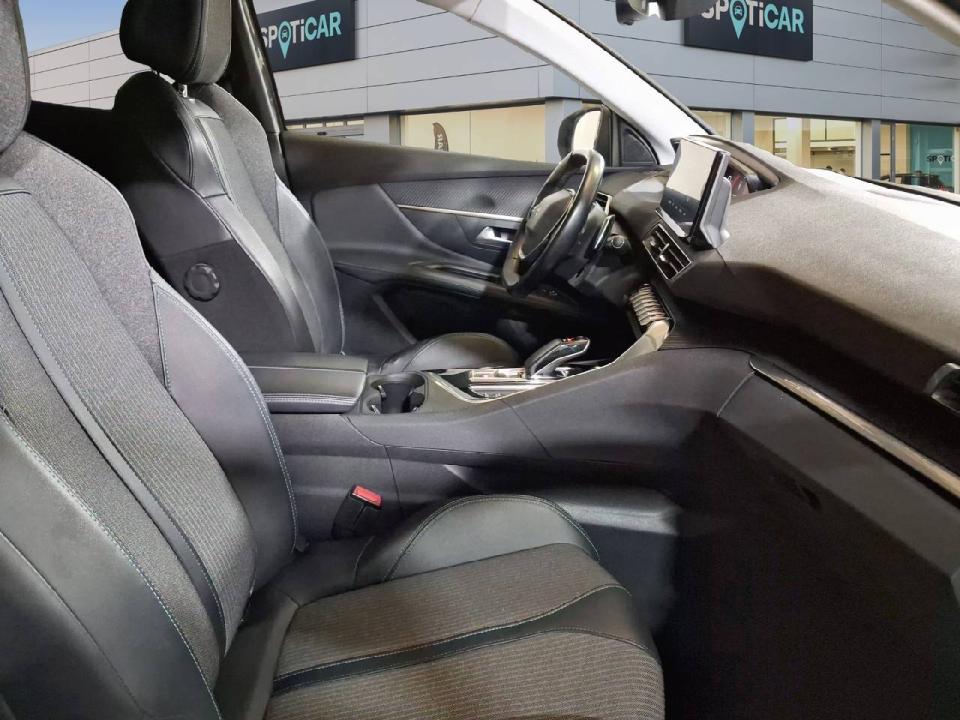 Peugeot 3008 Hybrid 225 e-EAT8 Allure
