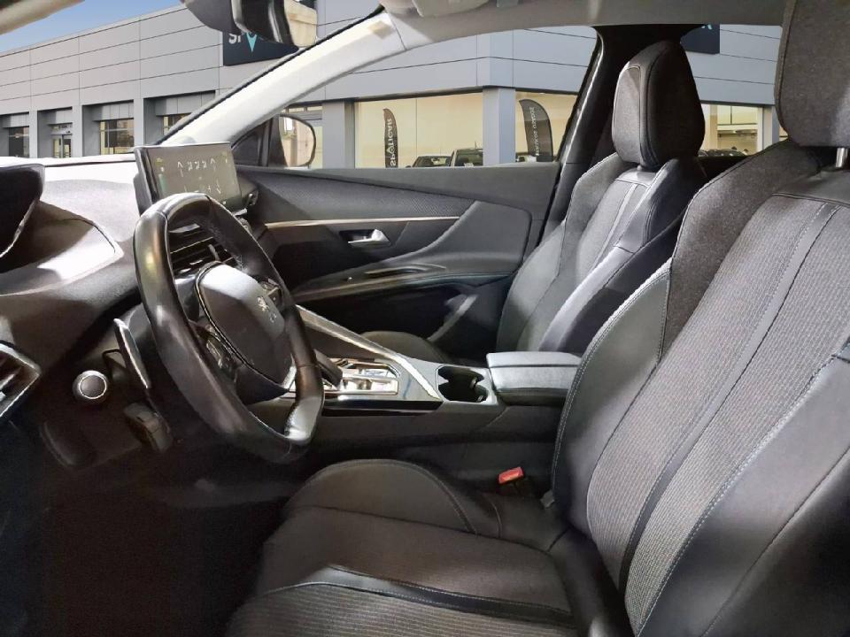 Peugeot 3008 Hybrid 225 e-EAT8 Allure