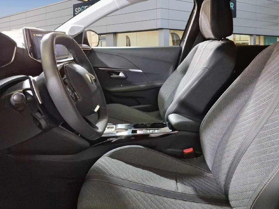 Peugeot 208 Allure HYBRID 110 eDCS6