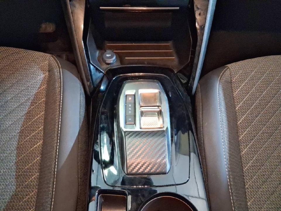 Peugeot 208 Allure HYBRID 110 eDCS6