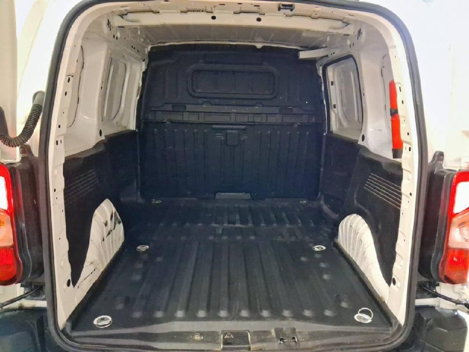Peugeot Partner Pro Standard 600kg BlueHDi 73kW