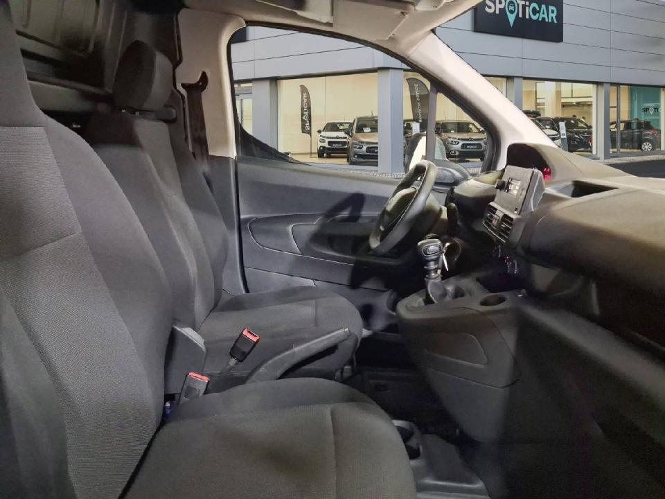Peugeot Partner Pro Standard 600kg BlueHDi 73kW