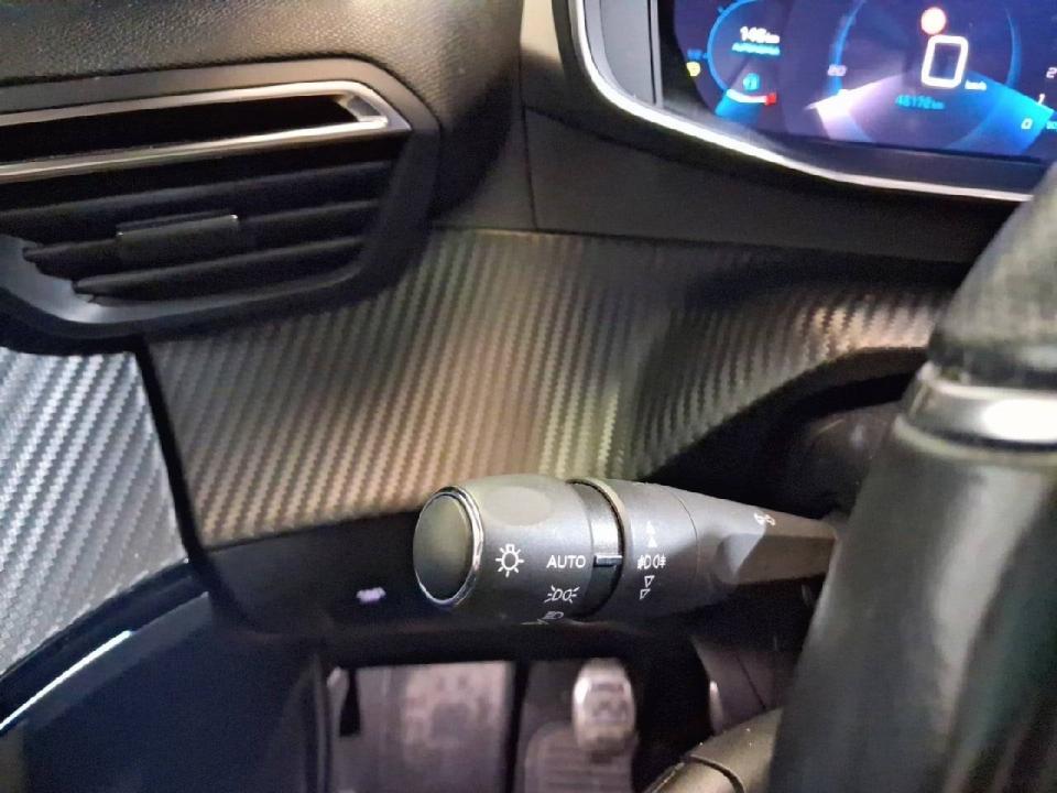 Peugeot 2008 GT Puretech 130 S&S BVM6