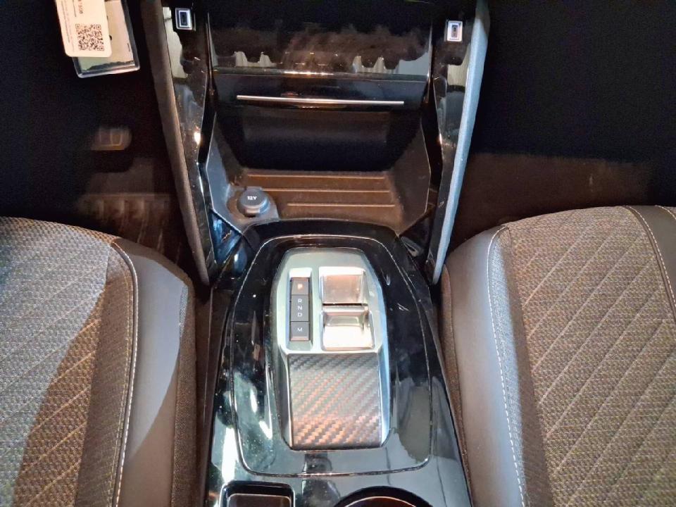 Peugeot 208 Allure HYBRID 100 eDCS6