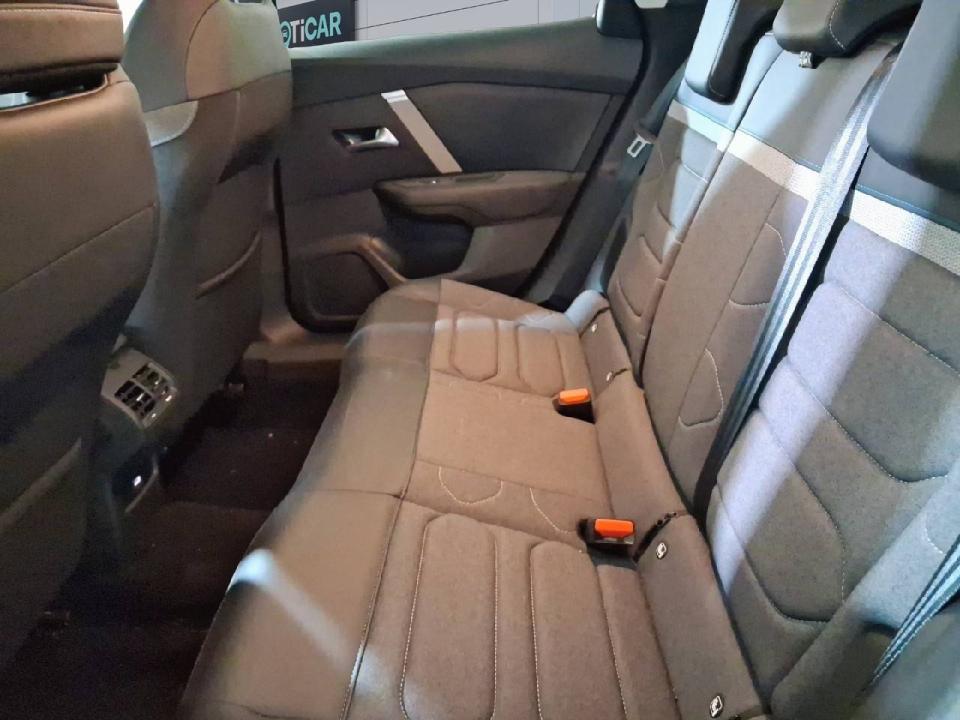 Citroen C4 Hybrid 136 e-DCS6 Plus