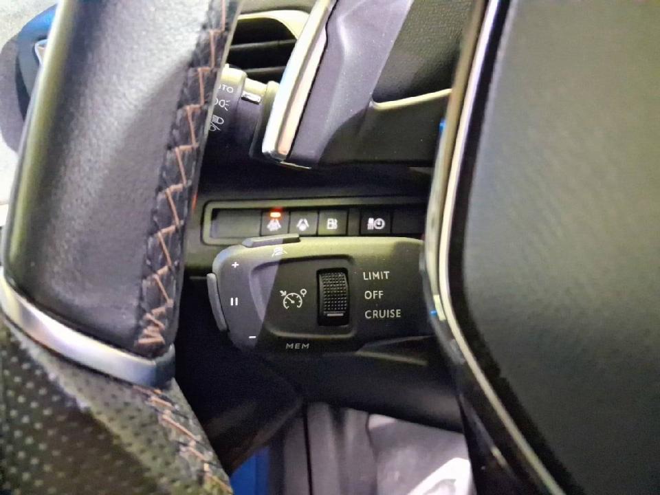 Peugeot 3008 Hybrid 225 e-EAT8 GT