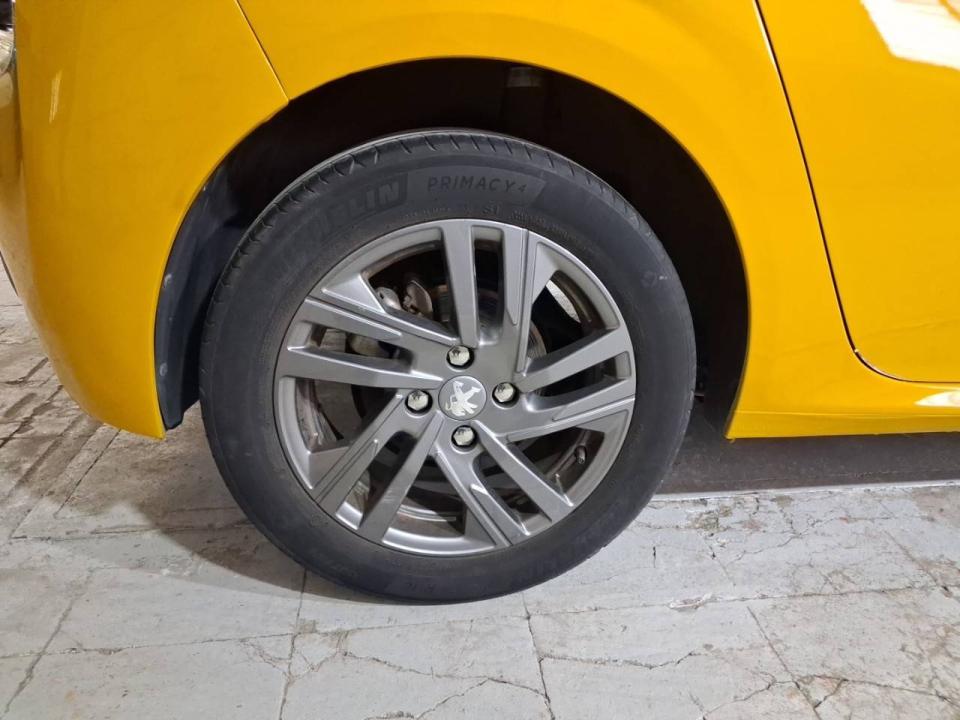 Peugeot 208 PureTech 73kW (100CV) Active Pack