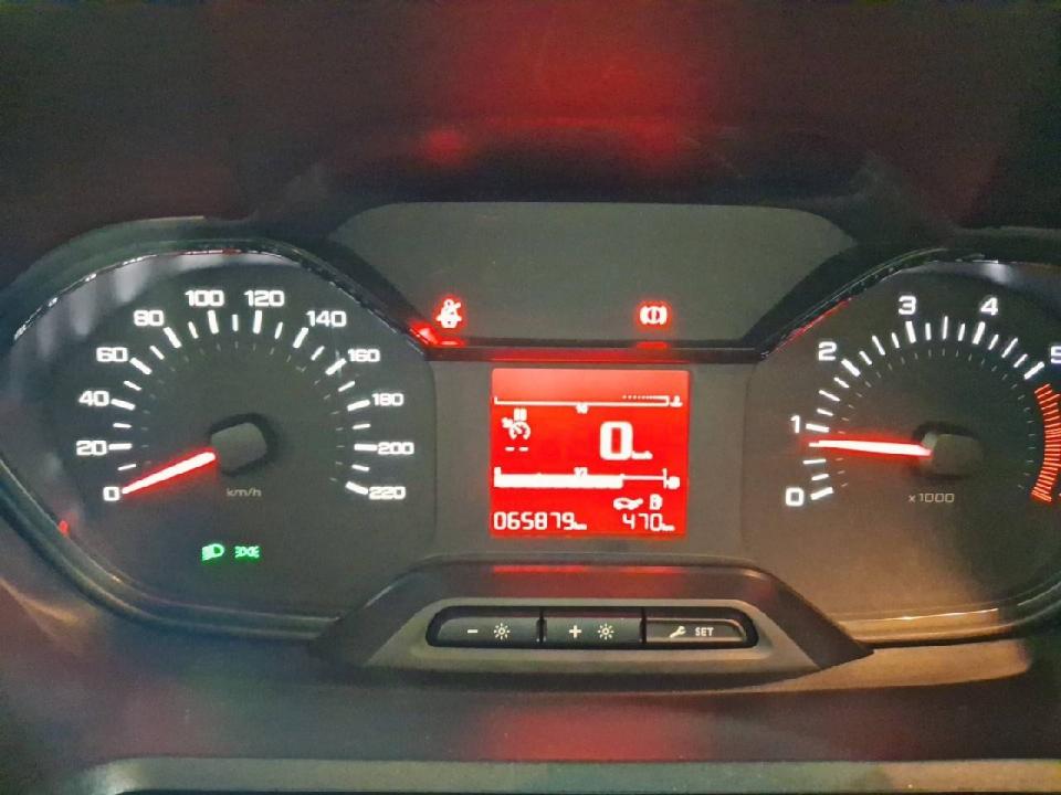 Peugeot Partner Pro Standard 600kg BlueHDi 73kW