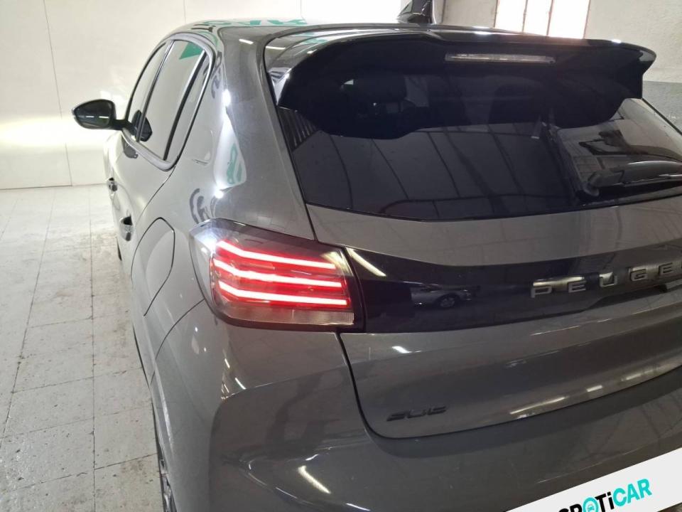 Peugeot 208 Allure HYBRID 100 eDCS6