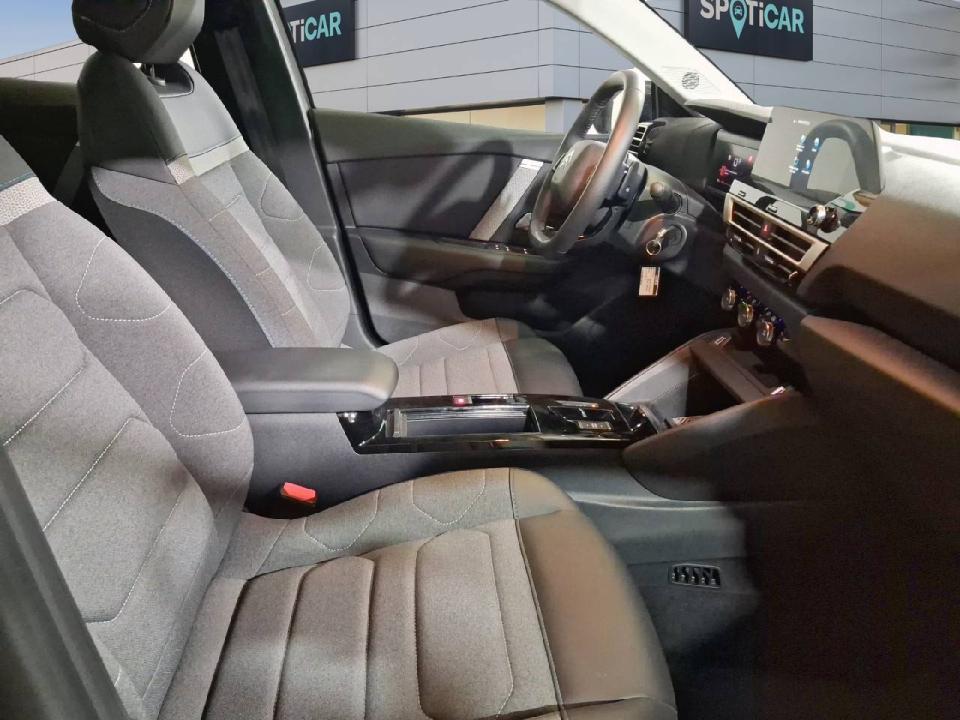 Citroen C4 Hybrid 136 e-DCS6 Plus