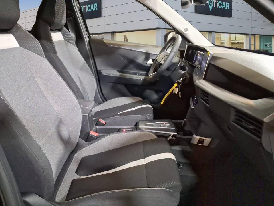 Opel Frontera 1.2T XHT Hybrid eDCT6 107kW GS
